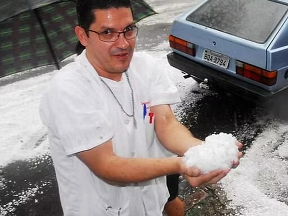 Chuva de granizo: saiba como recuperar os danos no seu carro
